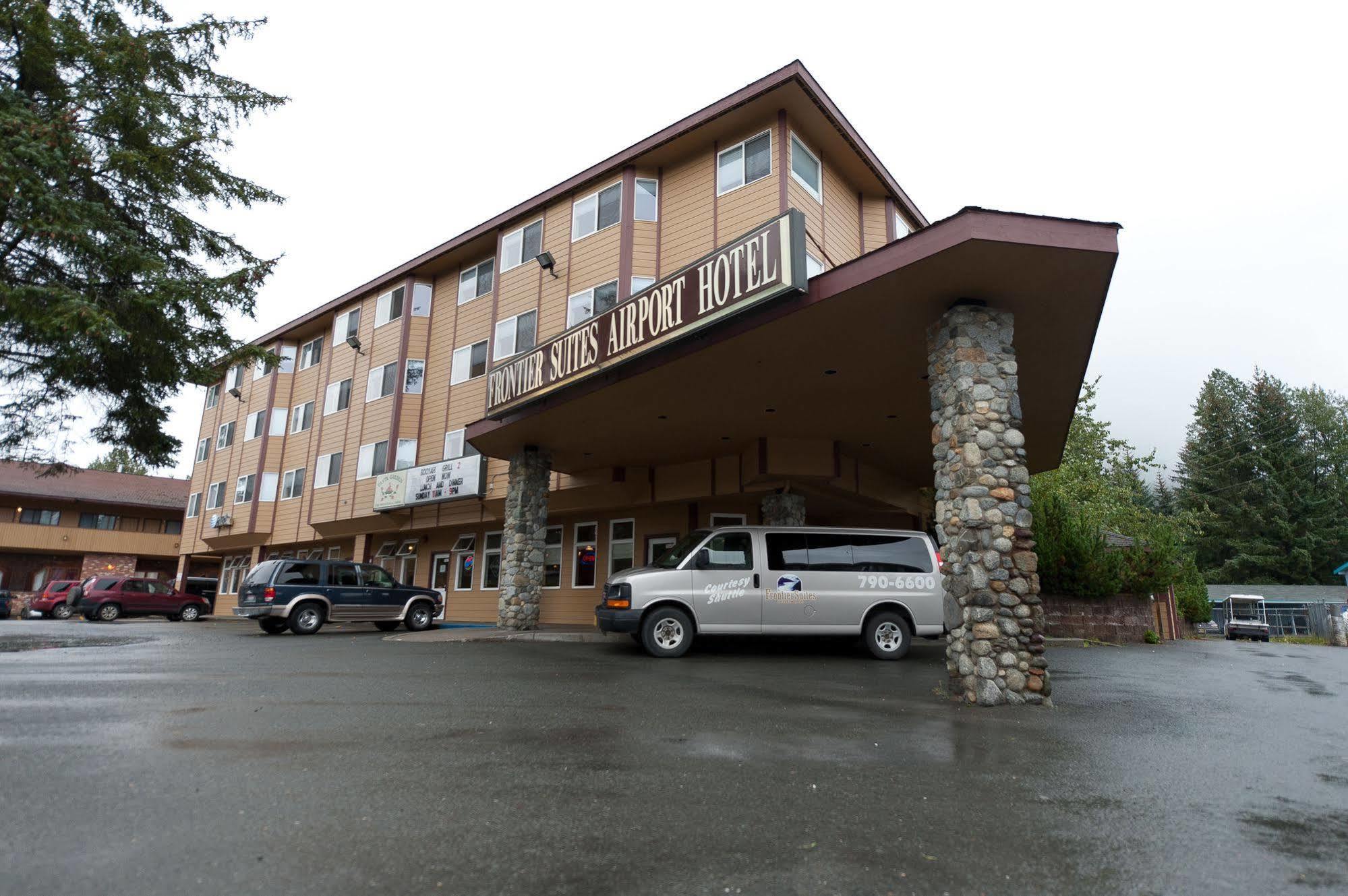 Frontier Suites Hotel In 朱诺 外观 照片