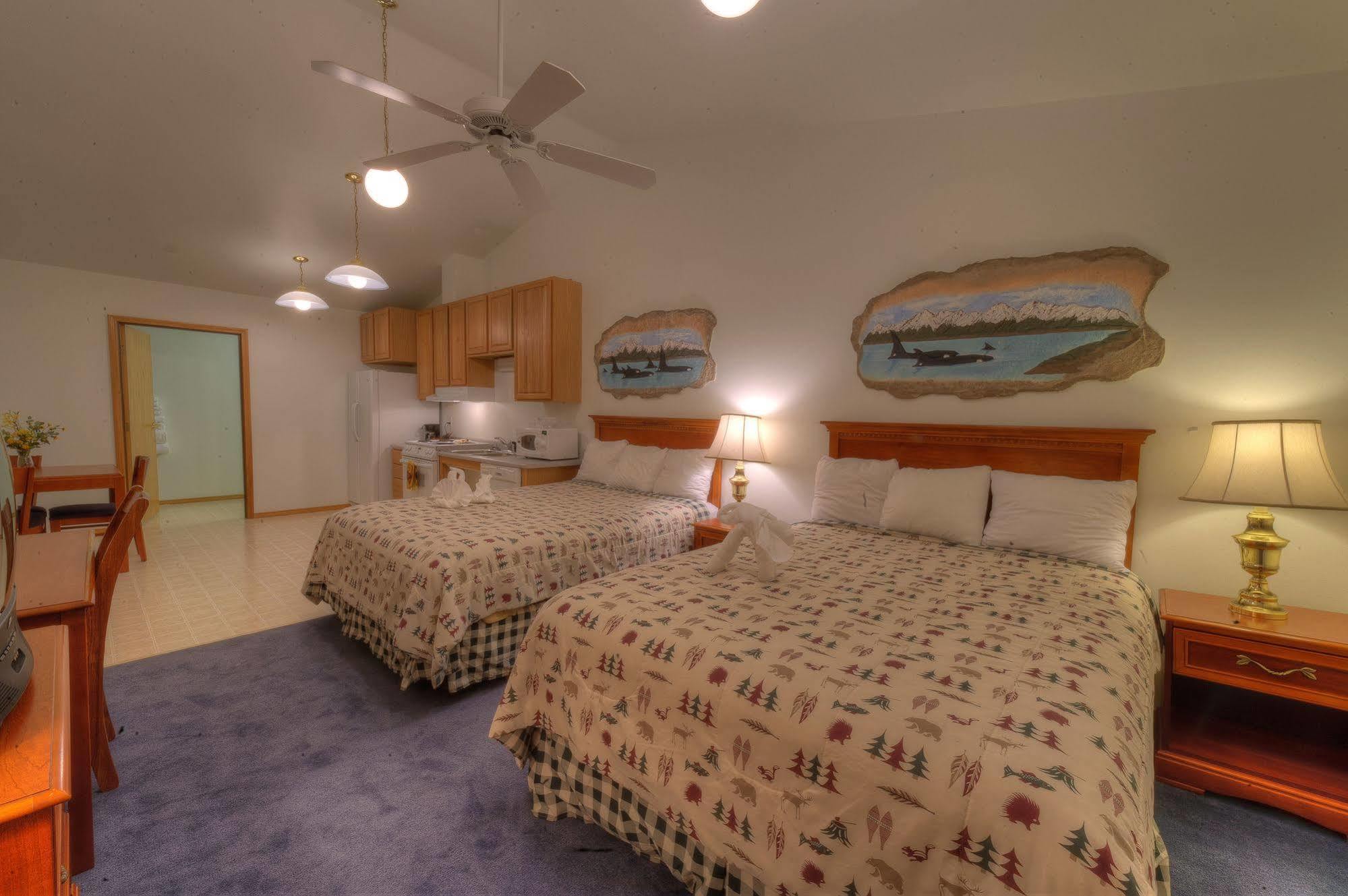 Frontier Suites Hotel In 朱诺 外观 照片
